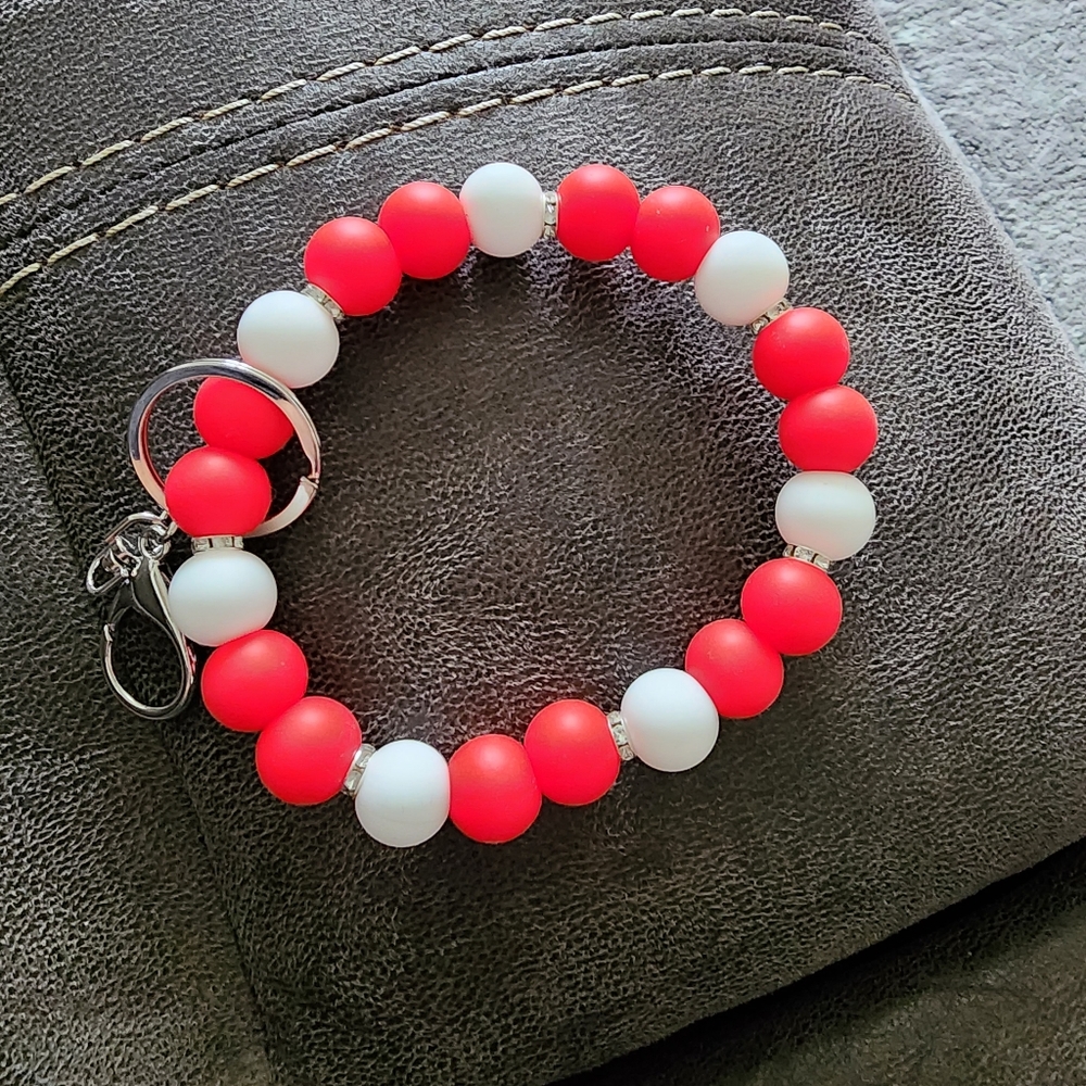 Silicone bead keychain